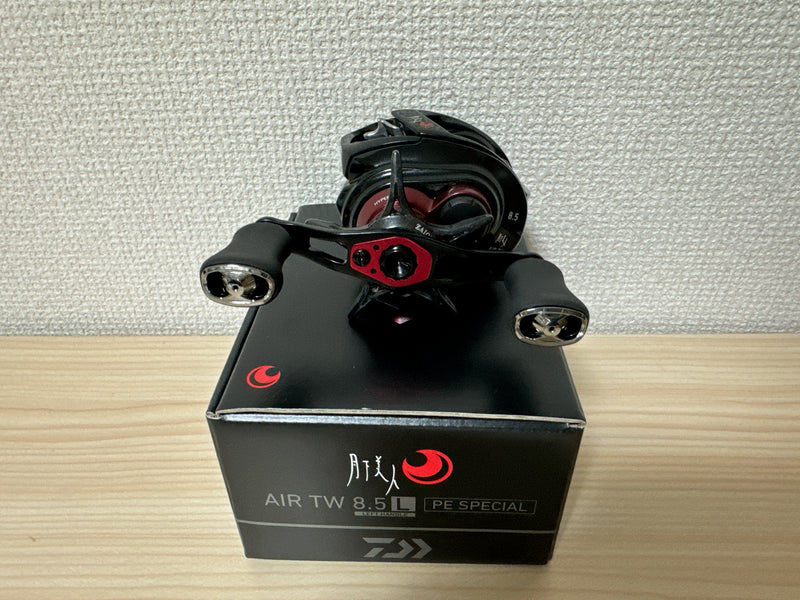 Daiwa Baitcast Reel 21 GEKKABIJIN AIR TW 8.5L Left PE SPECIAL 8.5:1 IN BOX