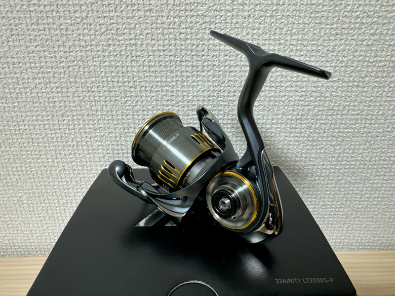 Daiwa Spinning Reel 23 AIRITY LT2000S-P 4.9:1 Fishing Reel IN BOX