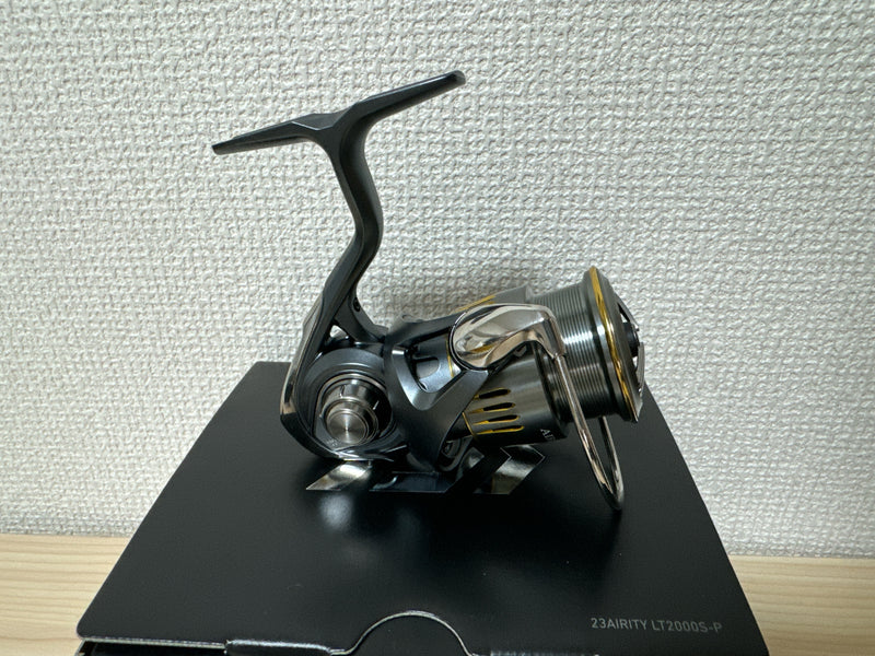 Daiwa Spinning Reel 23 AIRITY LT2000S-P 4.9:1 Fishing Reel IN BOX