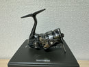 Shimano Spinning Reel 24 TWIN POWER C2000S Gear Ratio 5.1:1 Fishing Reel IN BOX