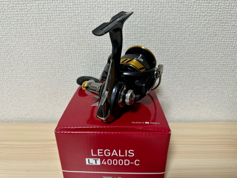 Daiwa Spinning Reel 18 LEGALIS LT4000D-C Gear Ratio 5.2:1 Fishing Reel IN BOX