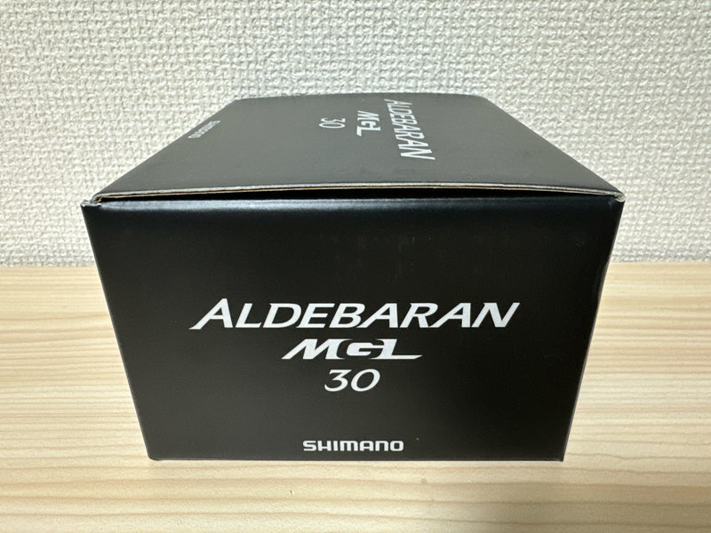 Shimano Baitcasting Reel 18 ALDEBARAN MGL 30 RIGHT 6.5:1 Fishing Reel IN BOX