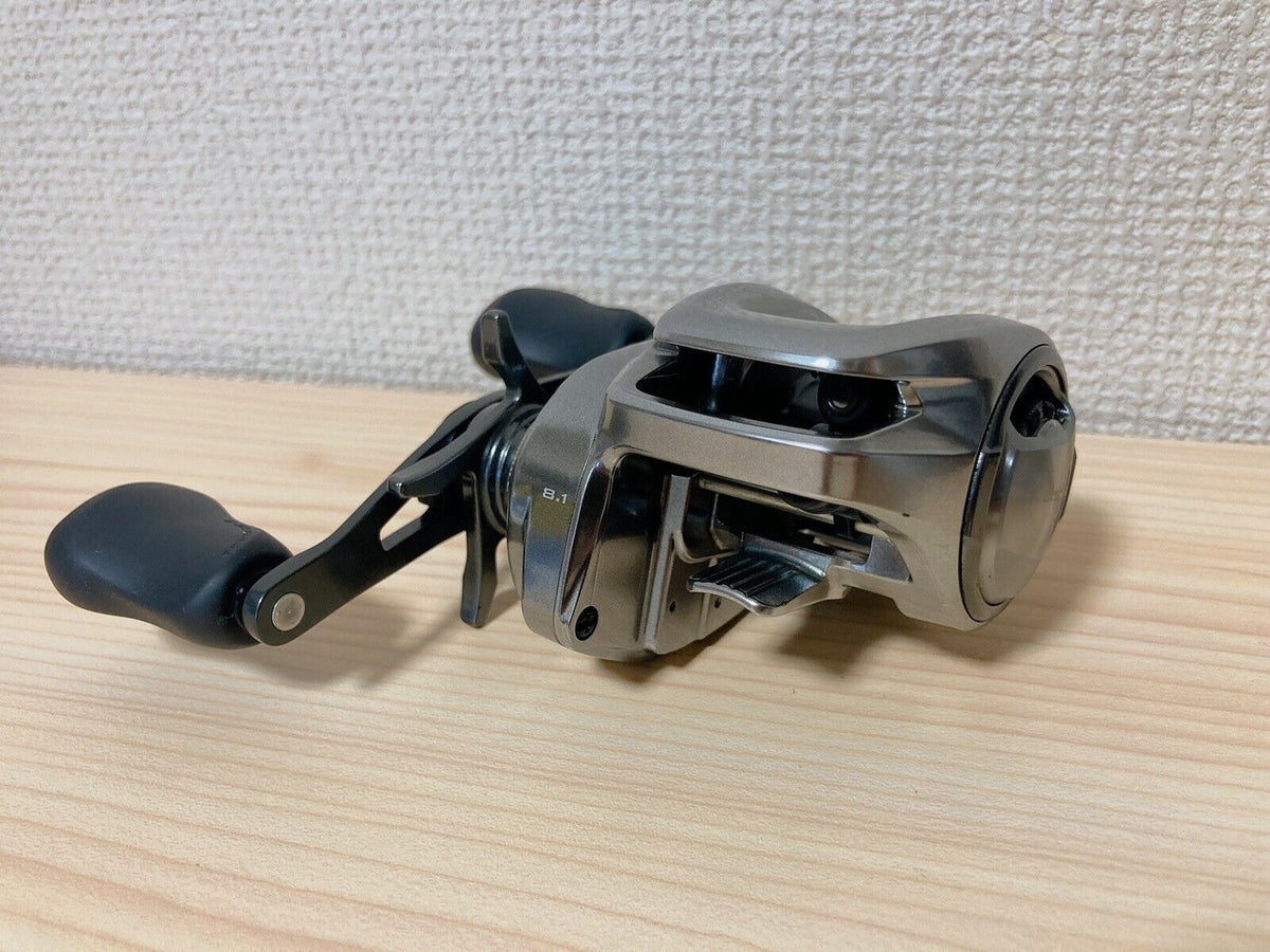 Shimano Baitcasting Reel 18 Bantam MGL XG RIGHT Gear Ratio 8.1 IN BOX