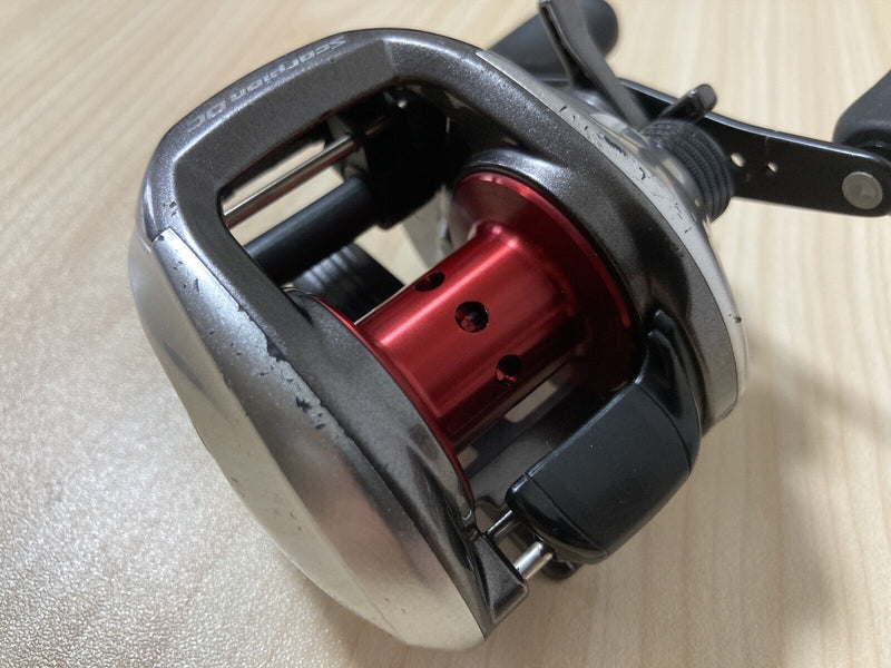 Shimano Baitcasting Reel 11 Scorpion DC7 Right Handed RH692000 IN BOX