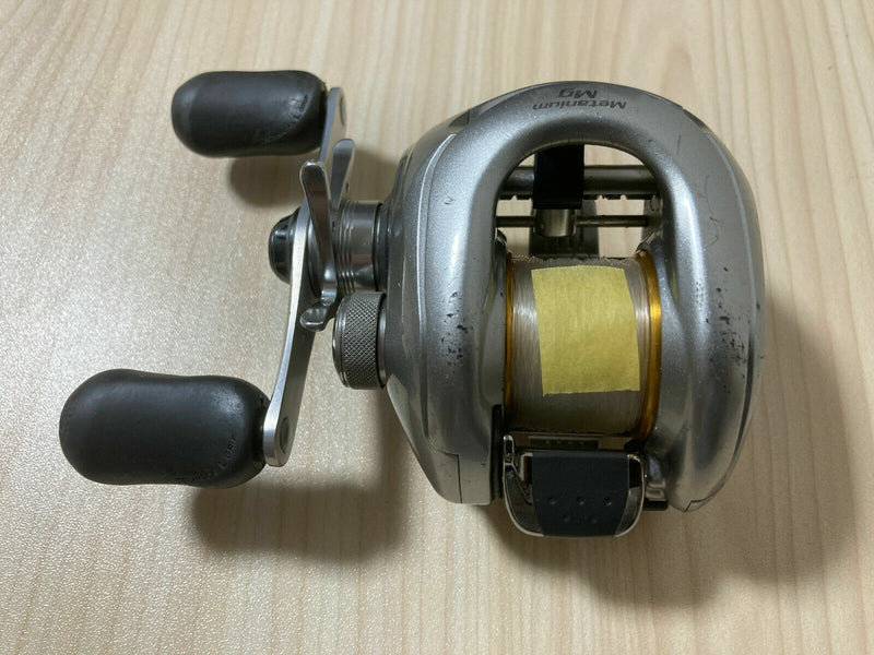 Shimano Baitcasting Reel 07 Metanium Mg Right Handle uesd fishing