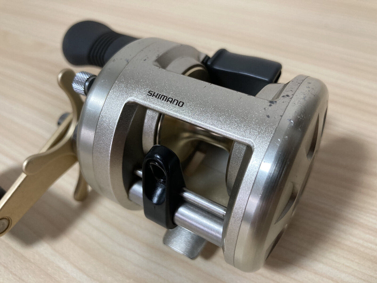Shimano Baitcasting Reel AXIS 100 Version2 Right 5.8:1 Fishing Reel IN