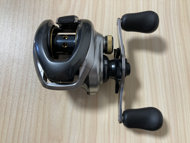 Shimano Baitcasting Reel 13 Metanium XG Left 5RH795000 Gear Ratio 8.5:1 IN BOX