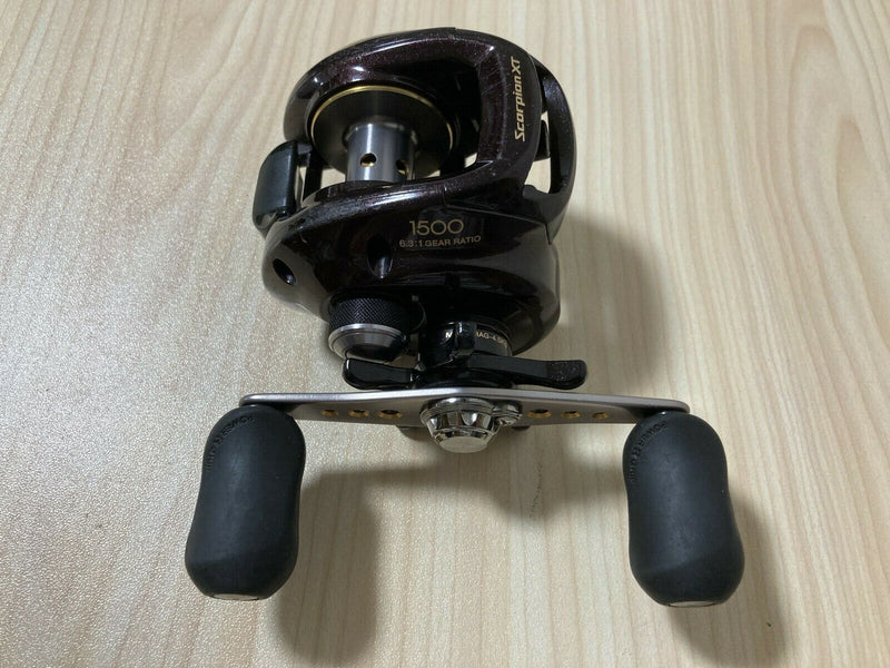 Shimano Baitcasting Reel 09 Scorpion XT 1500 Right Handed From Japan