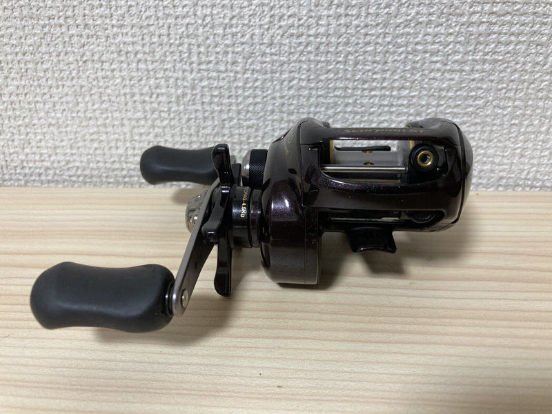 Shimano Baitcasting Reel 09 Scorpion XT 1500 Right Handed From Japan