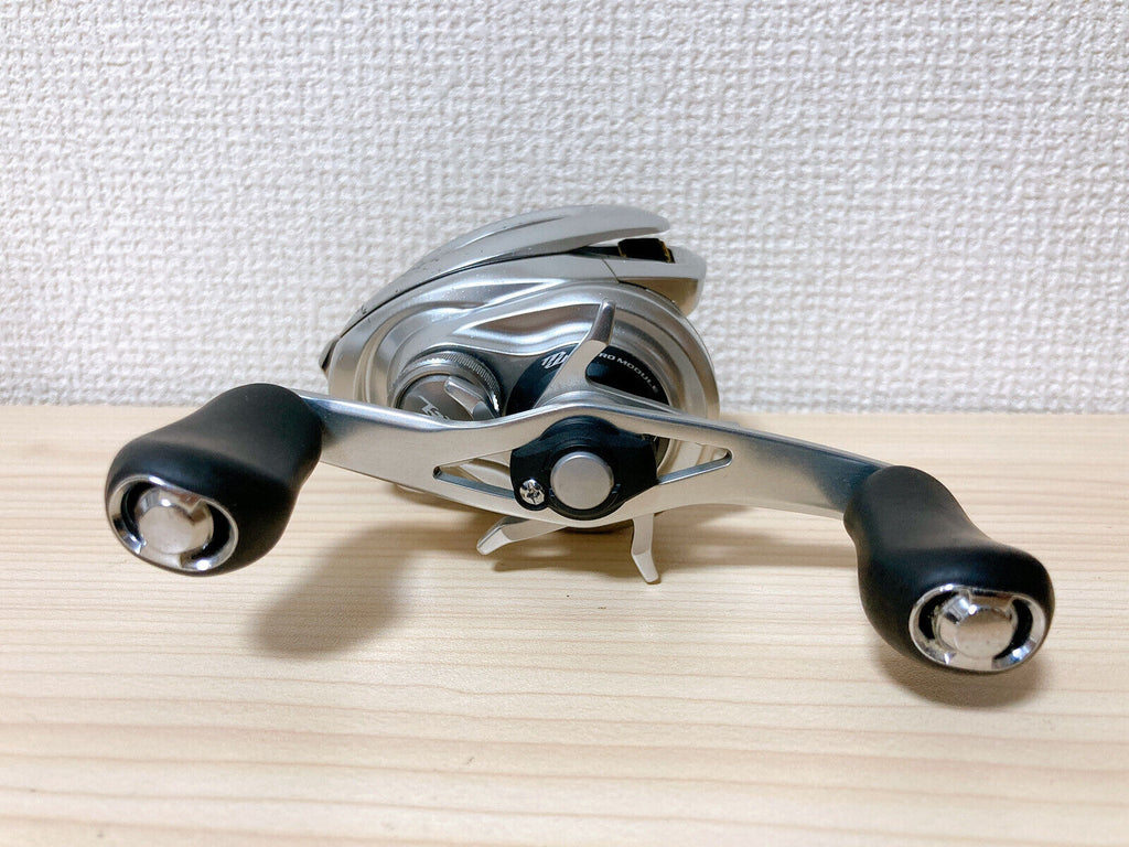 Shimano Baitcasting Reel 16 Metanium MGL XG Right Handed 5RH962100 IN