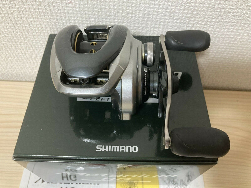 Shimano Baitcasting Reel 13 Metanium HG Left Hand 5RH793000 IN BOX Used D-5