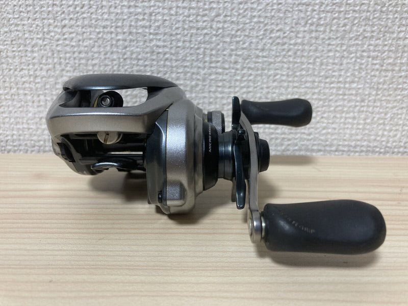 Shimano Baitcasting Reel 13 Metanium HG Left Hand 5RH793000 IN BOX Used D-5