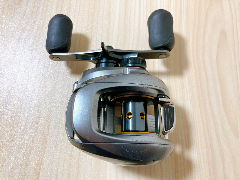 Shimano Baitcasting Reel 09 ALDEBARAN Mg7 7.0:1 Right Bass Fishing Reel