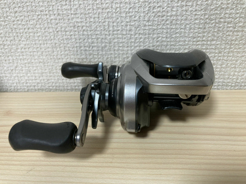 Shimano Baitcasting Reel 13 Metanium Right Gear Ratio 6.2:1 5RH790000 IN BOX