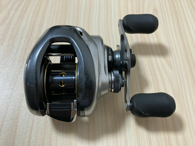 Shimano Baitcasting Reel 13 Metanium Right Gear Ratio 6.2:1 5RH790000 IN BOX