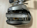 Shimano Baitcasting Reel 05 Metanium XT Right Gear Ratio 6.2:1 RH471000 IN BOX
