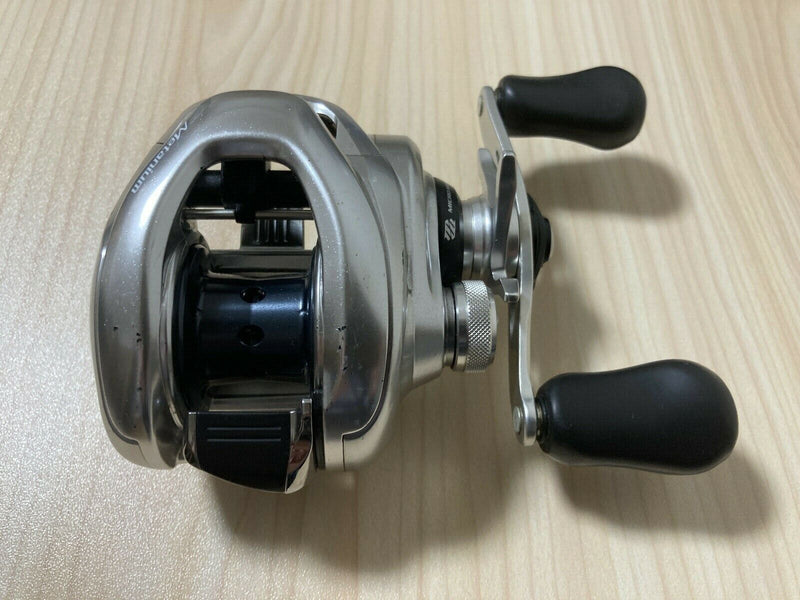 Shimano Baitcasting Reel 16 Metanium MGL HG Right Handle 5RH961100 IN BOX D-11