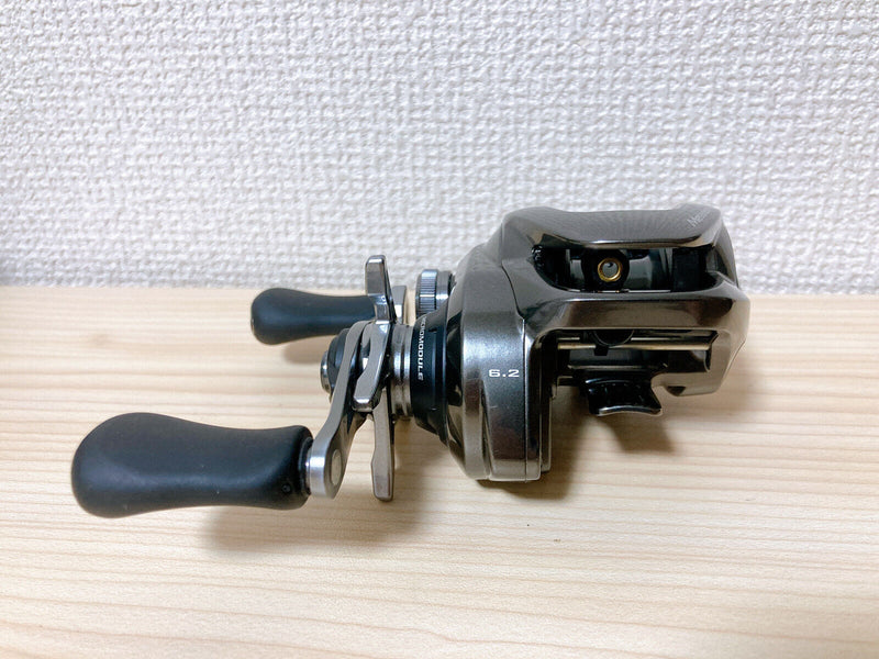 Shimano Baitcasting Reel 20 Metanium Right 5RL280000 Gear Ratio 6.2 IN BOX