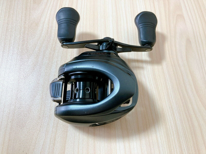 Shimano Baitcasting Reel 17 Exsence DC XG Left 5RL061000 Gear Ratio 7. Shimano Baitcasting Reel 17 Exsence DC XG Left 5RL061000 Gear Ratio 7.