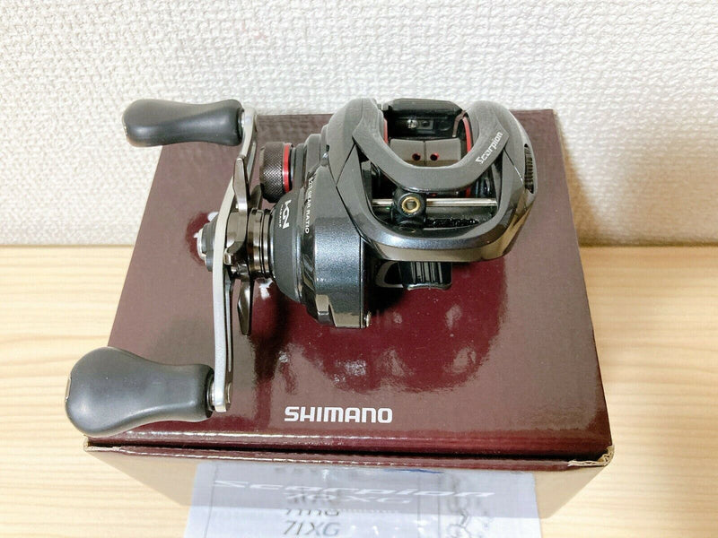 Shimano Baitcasting Reel 16 Scorpion 70XG Right Gear Ratio 8.2:1 IN BOX