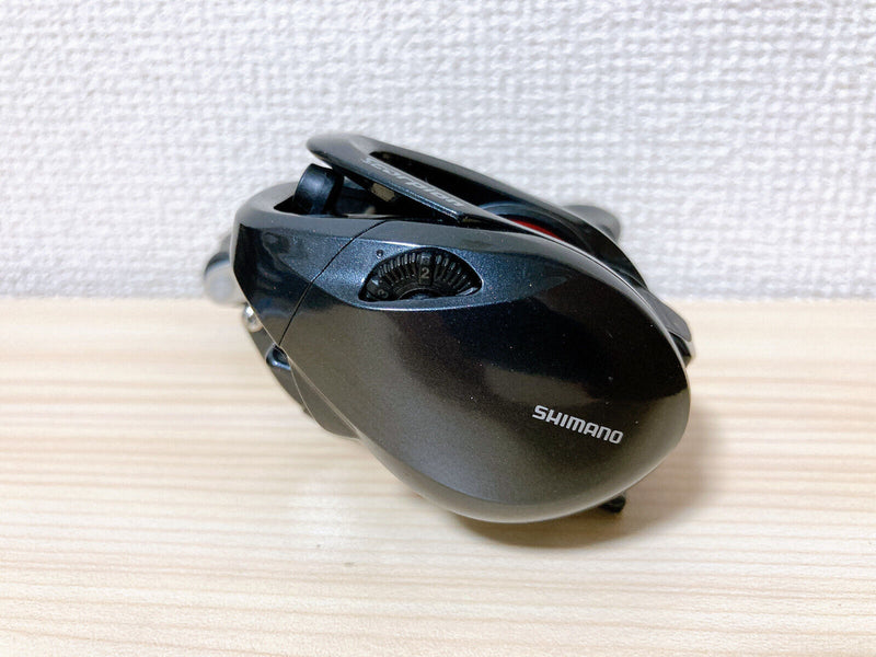 Shimano Baitcasting Reel 16 Scorpion 70XG Right Gear Ratio 8.2:1 IN BOX