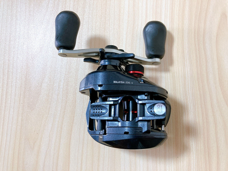 Shimano Baitcasting Reel CASITAS MGL 101HG Left 7.2:1 Fishing Reel IN Shimano Baitcasting Reel CASITAS MGL 101HG Left 7.2:1 Fishing Reel IN