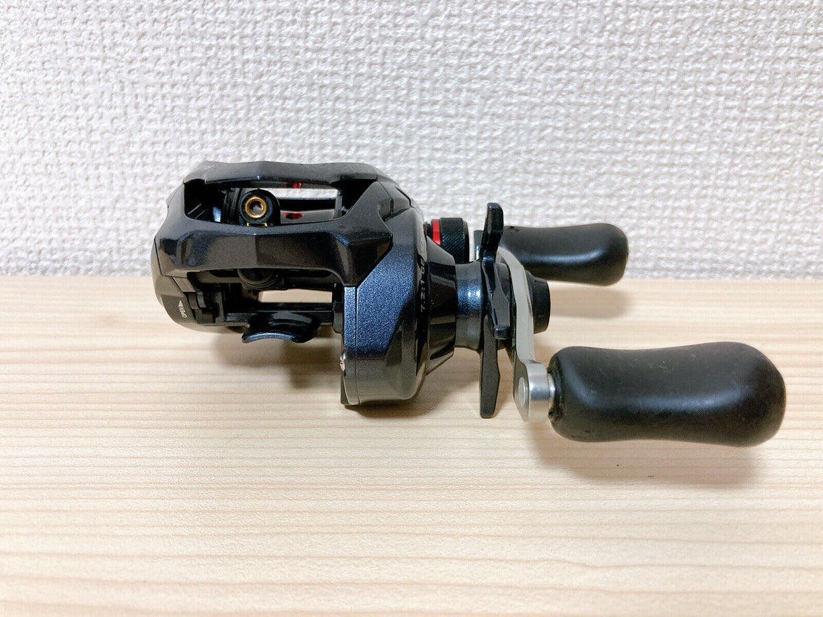 Shimano Baitcasting Reel CASITAS MGL 101HG Left 7.2:1 Fishing Reel IN
