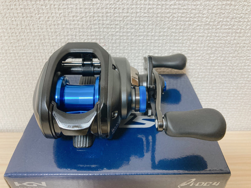 Shimano Baitcasting Reel 20 SLX DC 70XG RIGHT Gear Ratio 8.2:1 Fishing Shimano Baitcasting Reel 20 SLX DC 70XG RIGHT Gear Ratio 8.2:1 Fishing