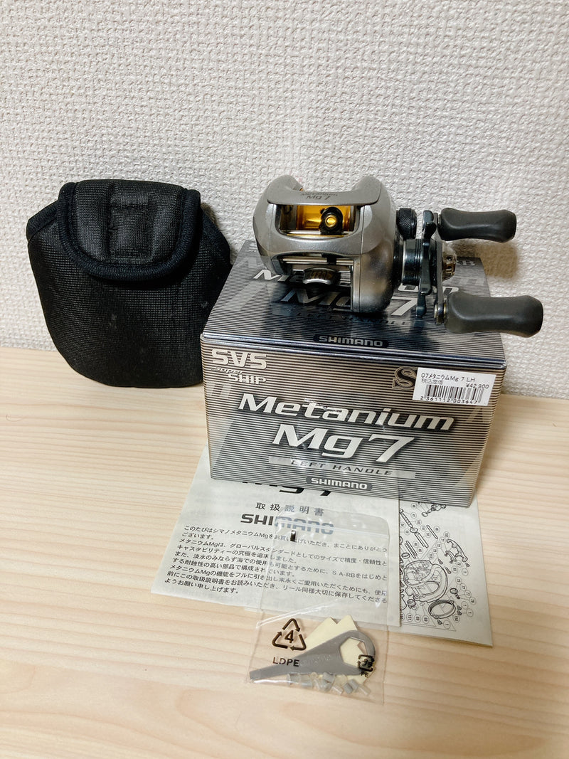 Shimano Baitcasting Reel 07 Metanium Mg7 7.0:1 Left Hand RH523000 IN B