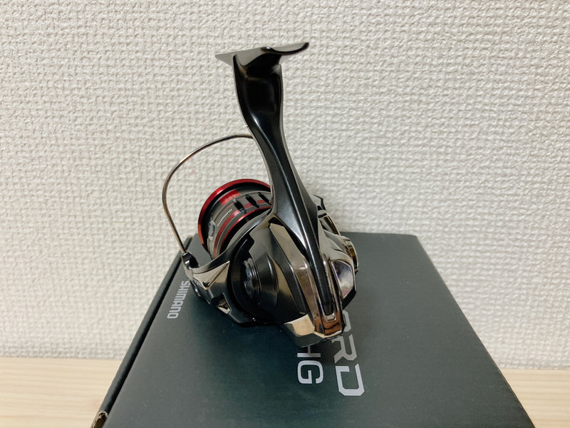 Shimano Spinning Reel 20 Vanford C2000SHG Gear Ratio 6.1:1 Fsihing Reel IN  BOX