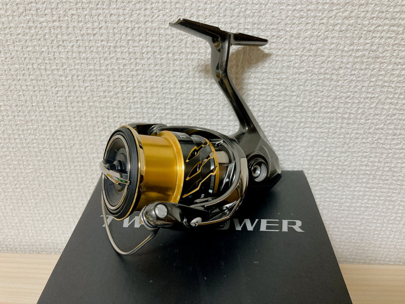 Shimano Spinning Reel 20 TWIN POWER 2500S Gear Ratio 5.3:1 Fishing From  Japan