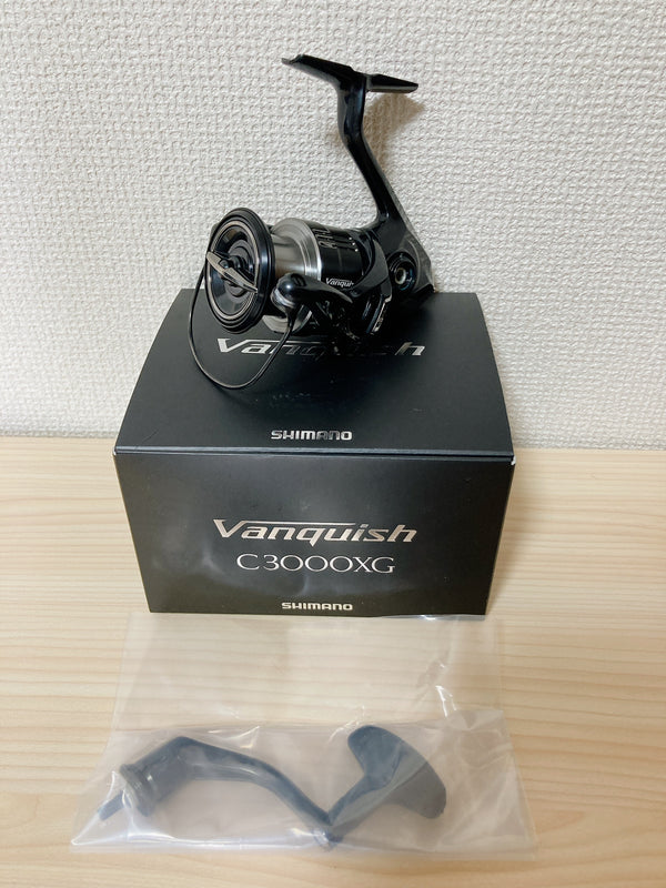 Shimano Spinning Reel 19 Vanquish C3000XG 6.4:1 Fishing Reel IN BOX