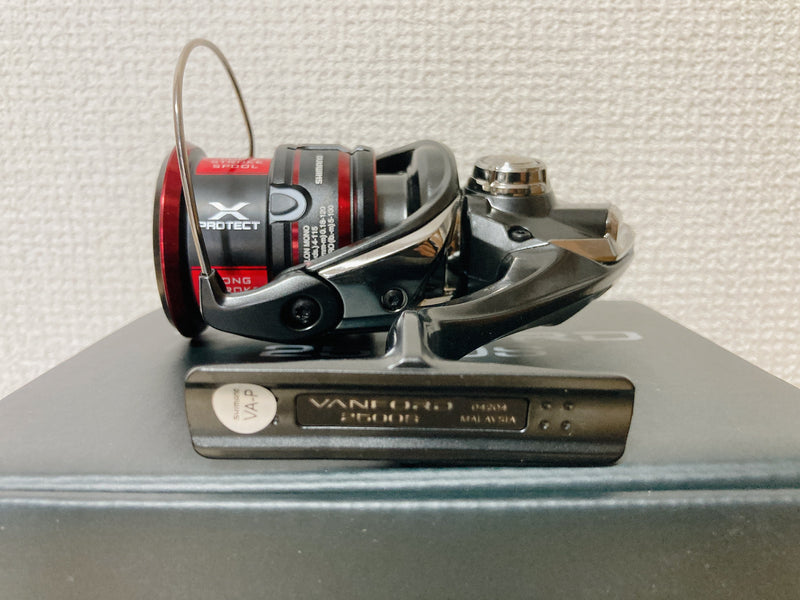 Shimano Spinning Reel 20 Vanford 2500S Gear Ratio 5.3:1 Fishing Reel IN BOX