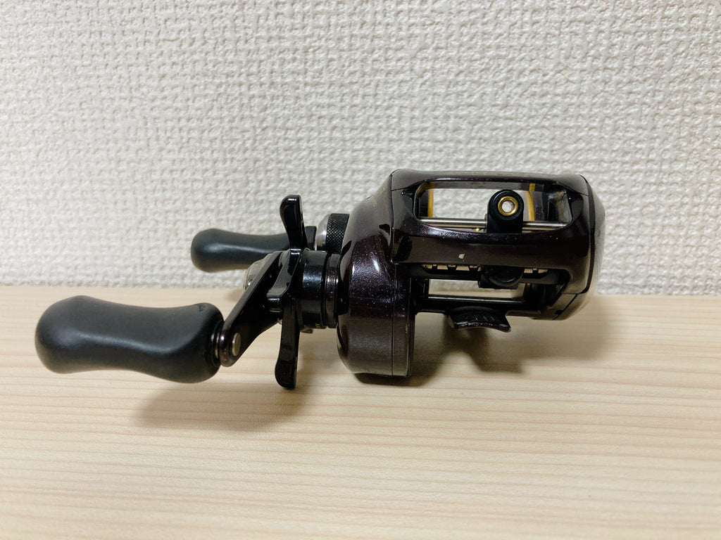 Shimano Baitcasting Reel 09 Scorpion XT 1500-7 Right Handed From Japan