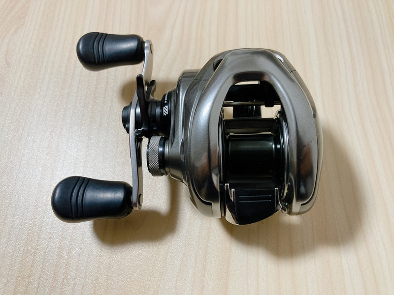 Shimano Baitcasting Reel 15 Metanium DC HG Left Gear Ratio 7.4:1 IN BOX-A