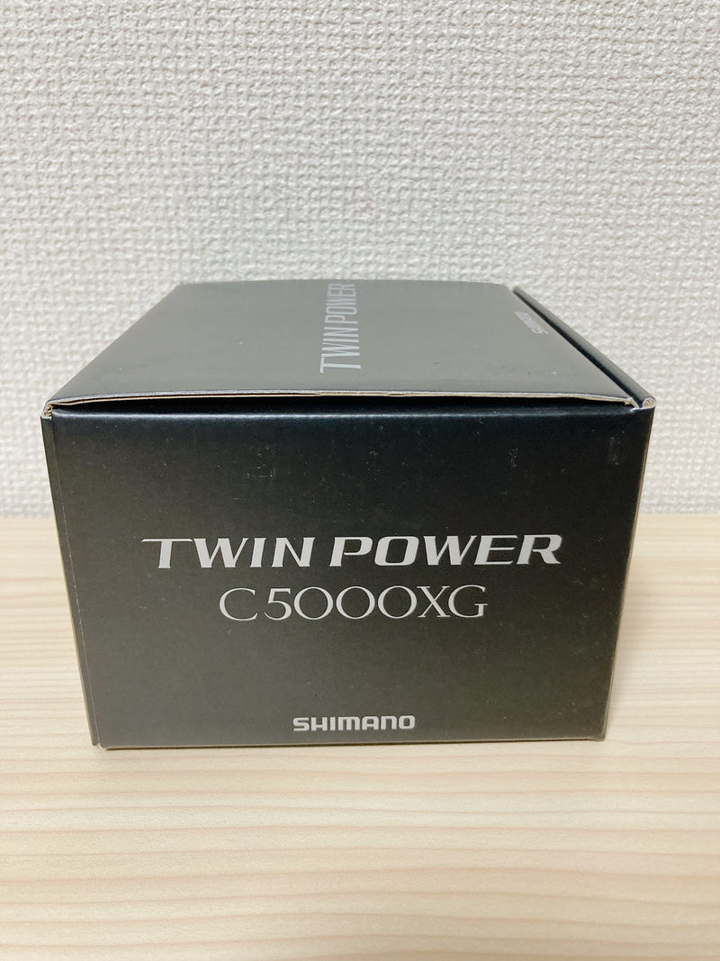 Shimano Spinning Reel 20 Twin Power C5000XG Gear Ratio 6.2:1 Fishing Reel IN BOX