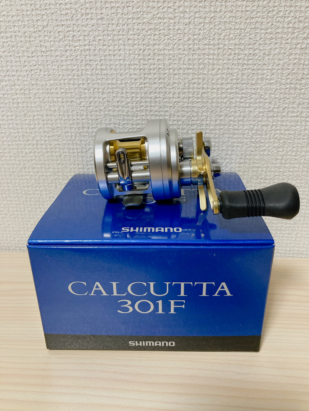 Shimano Baitcast Reel 12 CALCUTTA 301F Left Gear Ratio 5.9:1 Fishing R