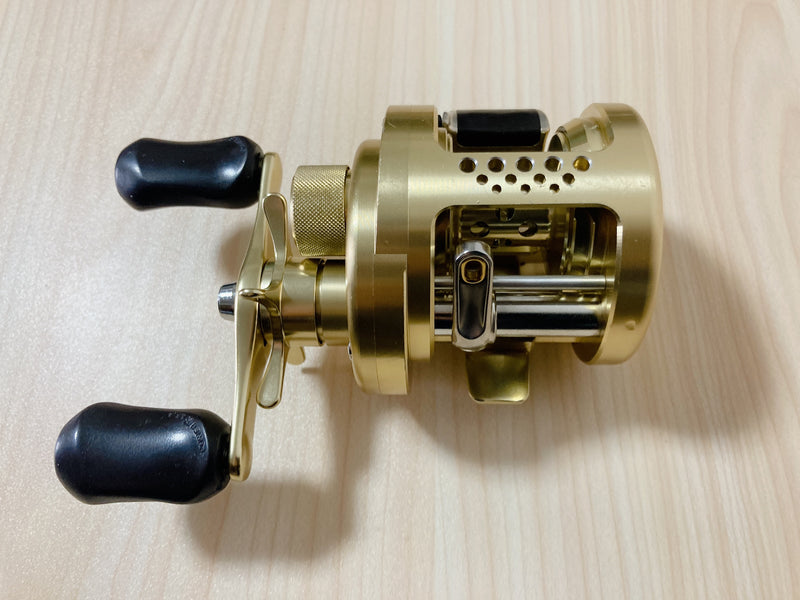 shimano 100q spinning reel Shimano Baitcasting Reel 01 CALCUTTA CONQUEST 100 Right RH442100 Fishi