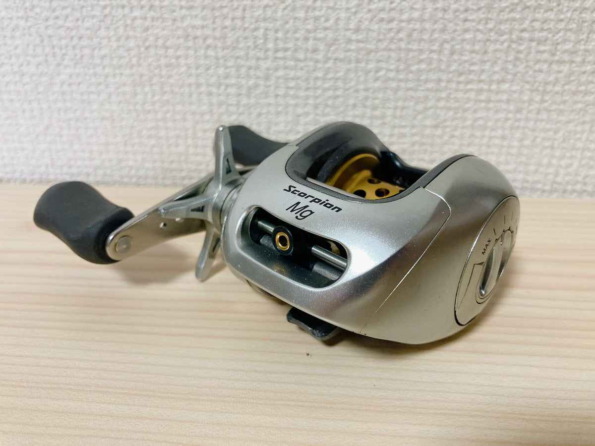リール SHIMANO Scorpion Mg 1000 IMG_0429_1200x.jpg?v=1726990749