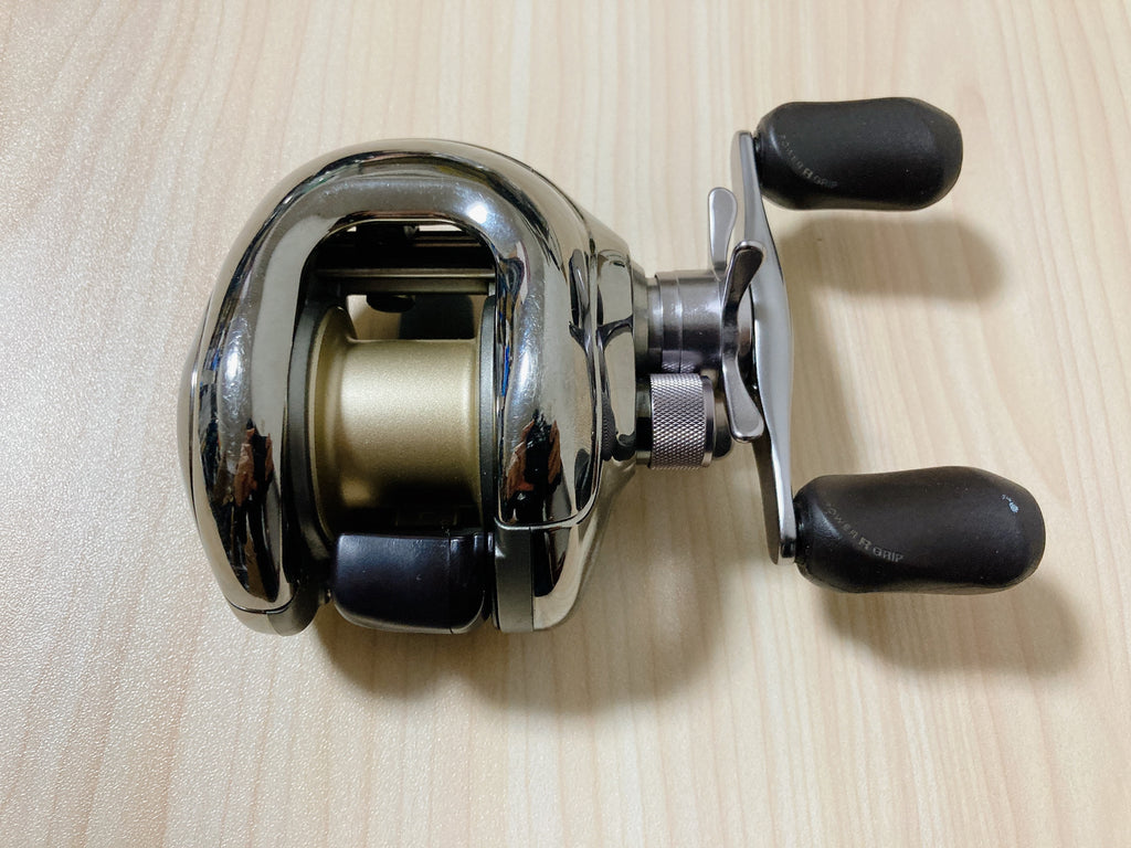 Shimano Antares Baitcasting Reel