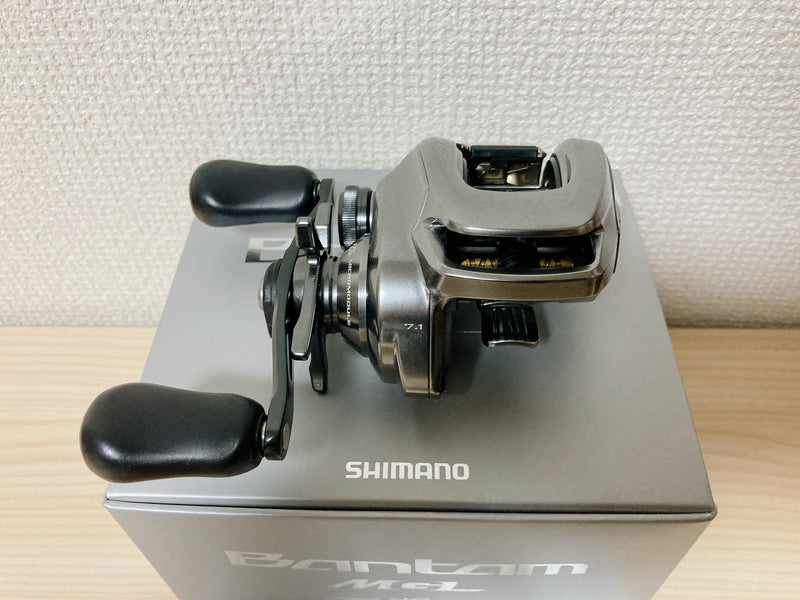Shimano Baitcasting Reel 18 Bantam MGL HG Right Handed Gear Ratio 7.1