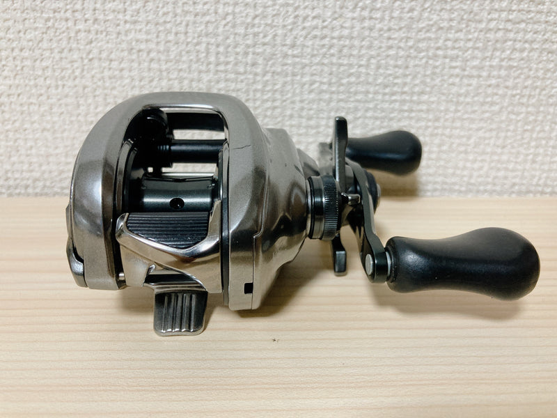 Shimano Baitcasting Reel 18 Bantam MGL HG Right Handed Gear Ratio 7.1:1 IN BOX