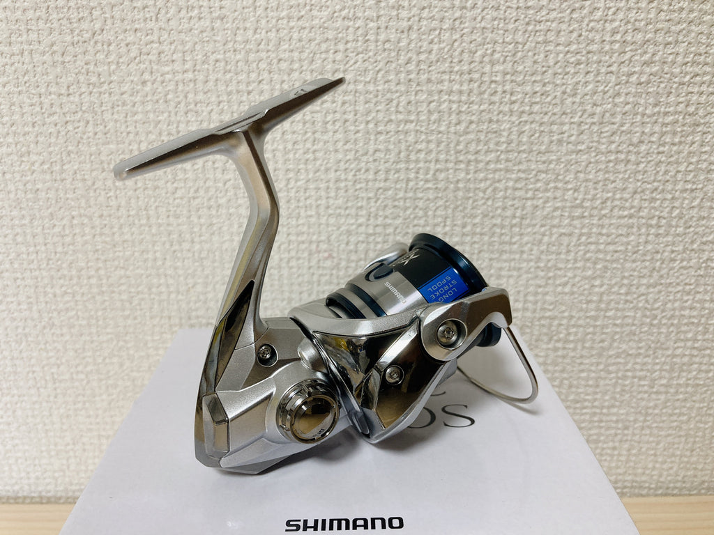 Shimano Spinning Reel 19 STRADIC 2500S Gear Ratio 5.3:1 Fishing Reel IN BOX