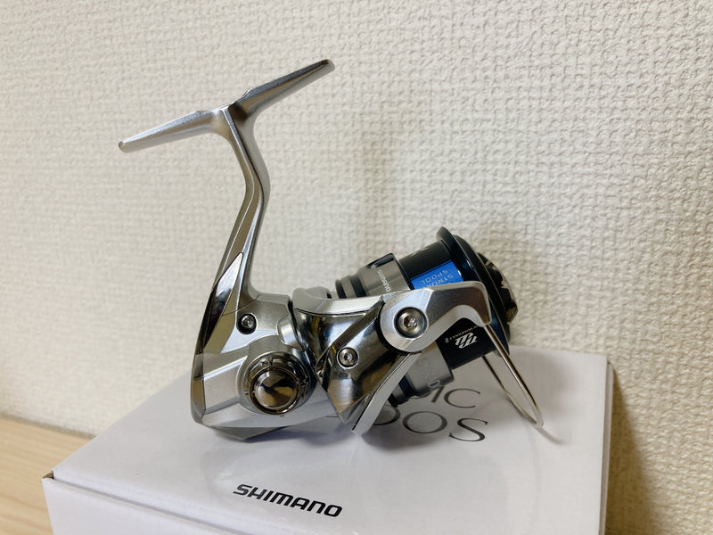 Shimano Spinning Reel 19 STRADIC C2000S Gear Ratio 5.1:1 Fishing Reel IN BOX