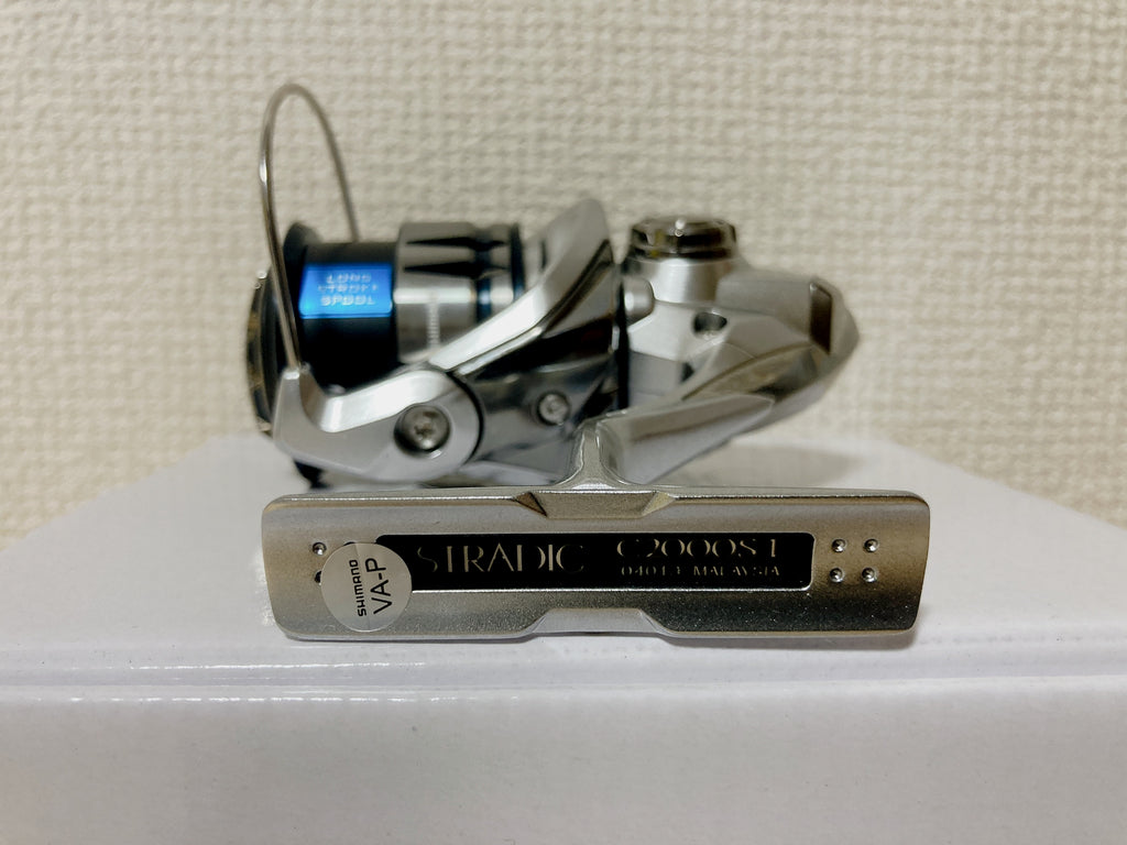 Shimano Spinning Reel 19 Stradic 3000MHG Gear Ratio 5.8:1 Fishing Reel