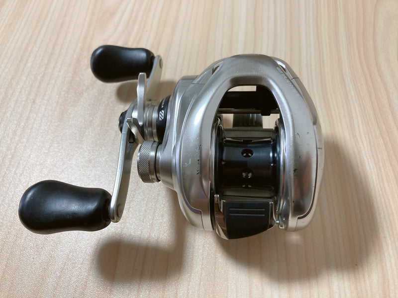 Shimano Baitcasting Reel 16 Metanium MGL XG Left Handle IN BOX