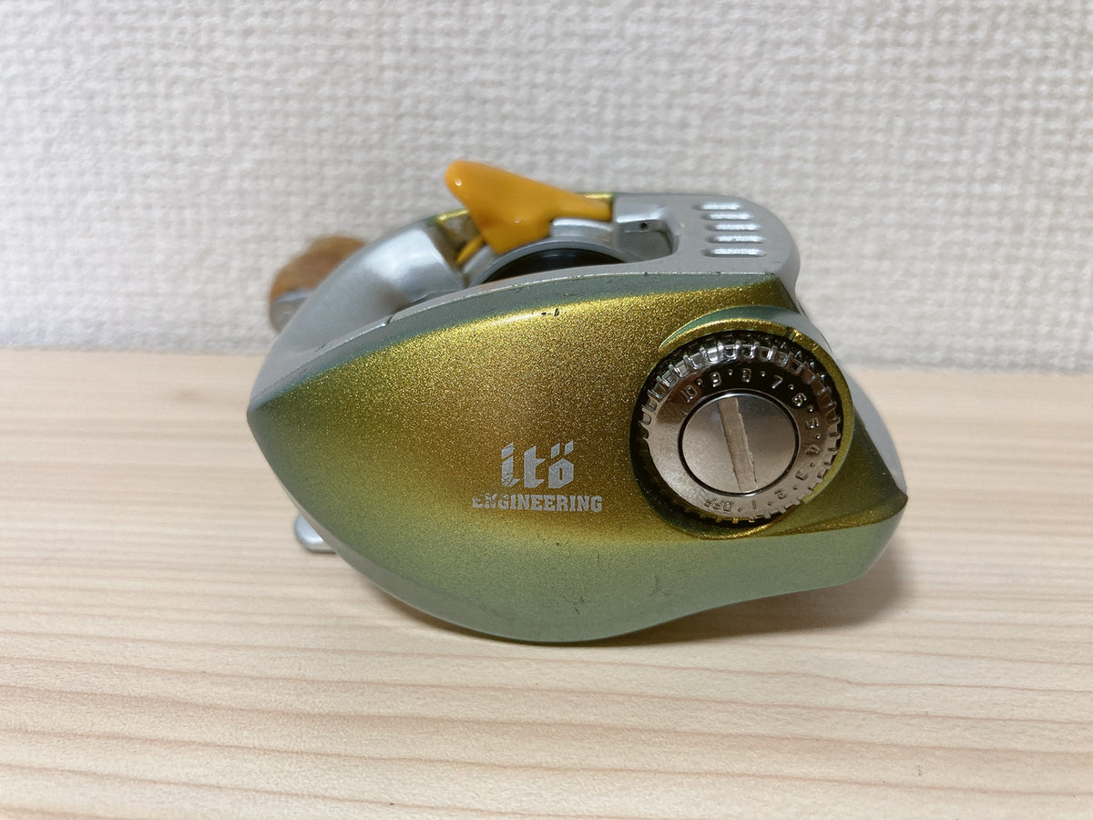 Megabass & Daiwa Collaboration Reel lTD-Ito 105HL Left handle YUKI ITO