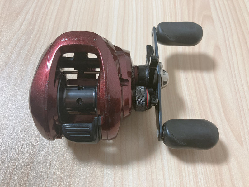 Shimano Baitcasting Reel 10 Scorpion XT 1000 Right Handed Gear Ratio 6.4:1