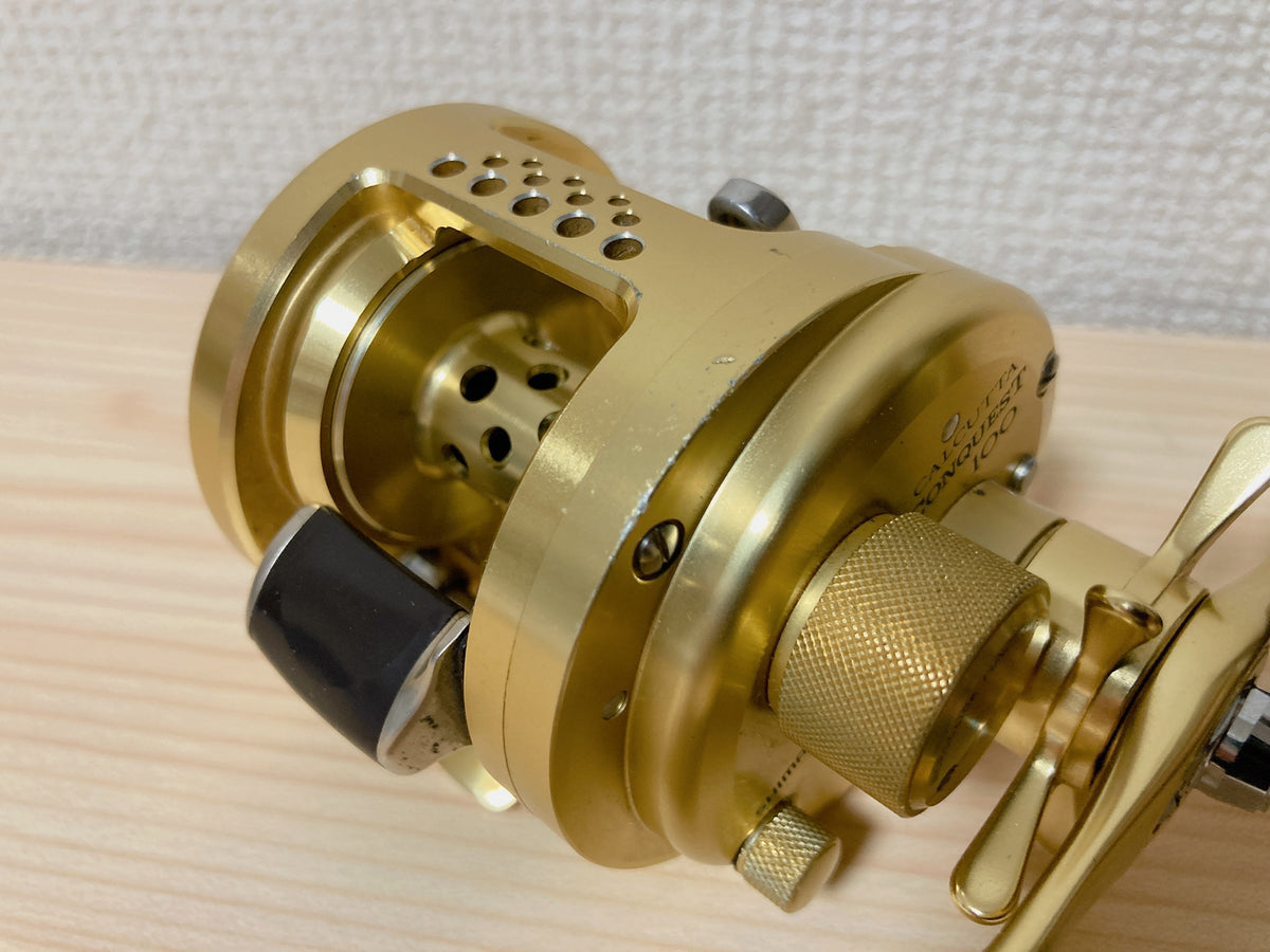 Shimano Baitcasting Reel 01 CALCUTTA CONQUEST 100 Right