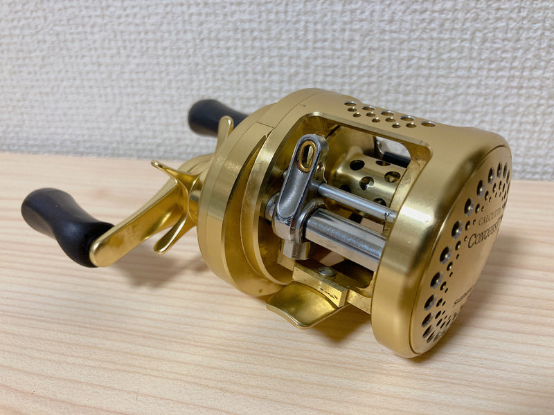 calcutta 100 fishing reel Shimano Baitcasting Reel 01 CALCUTTA CONQUEST 100 Right RH442100 IN BO